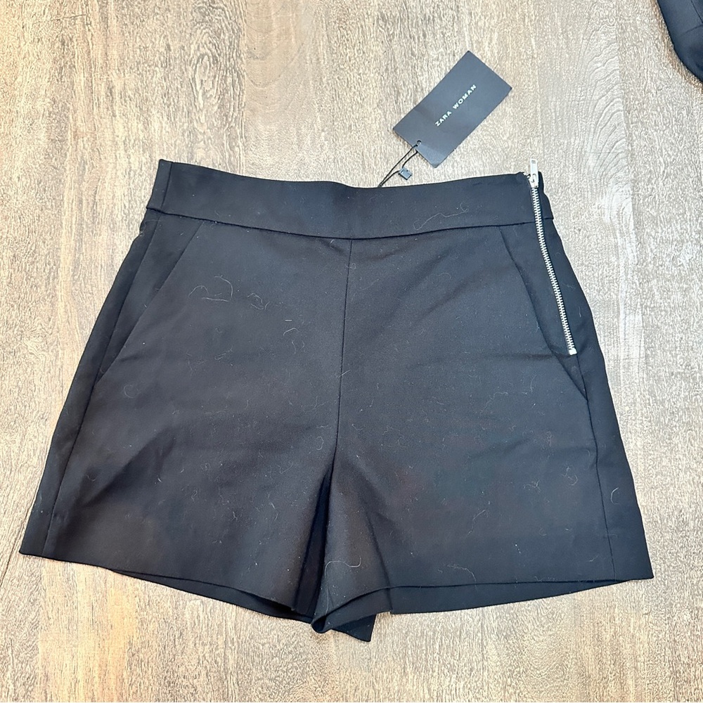 Women’s tailored suit style shorts from Zara size S